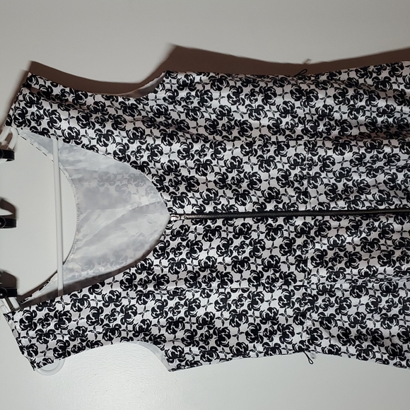 Tea-Length Dress with Black Cabbage Rose Print Size 12 - Picture 4 of 9